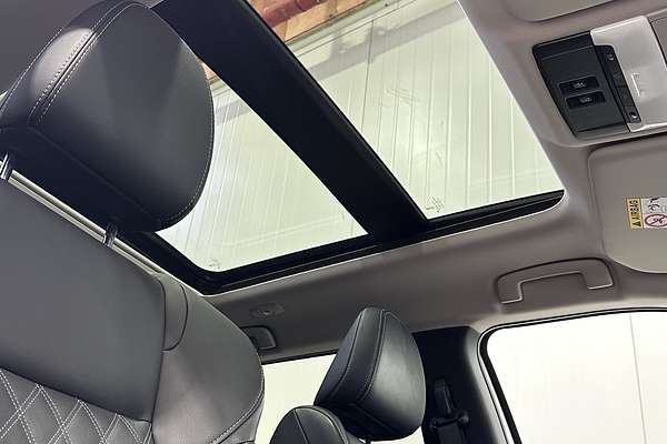 2024 Mitsubishi Outlander PHEV Exceed ZM AWD