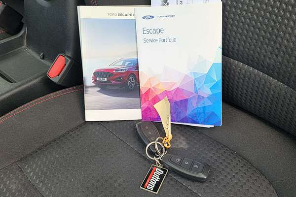 2022 Ford Escape ST-Line ZH