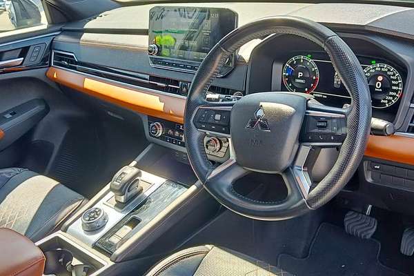 2021 Mitsubishi Outlander Exceed Tourer ZM