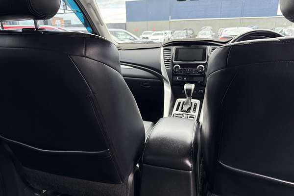 2016 Mitsubishi Pajero Sport GLS QE