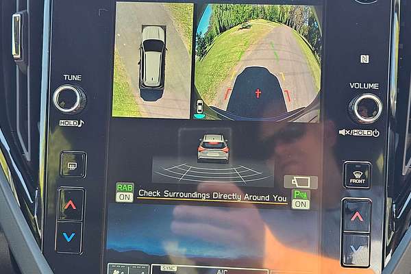 2025 Subaru Forester Hybrid Touring S6