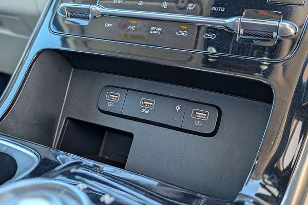 2022 Kia Carnival Platinum KA4