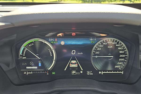 2025 Subaru Forester Hybrid Touring S6