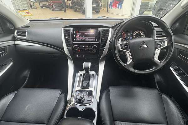 2017 Mitsubishi Pajero Sport GLS QE