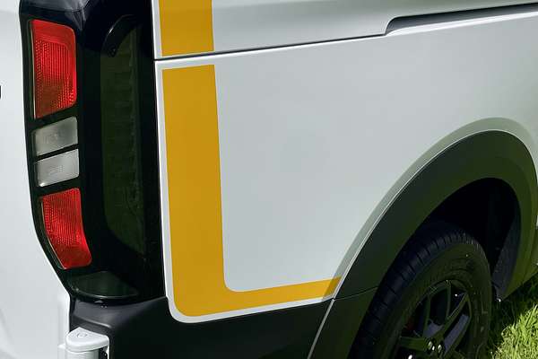 2025 Ford Transit Custom Trail