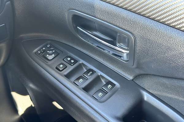 2017 Mitsubishi Outlander LS ZK