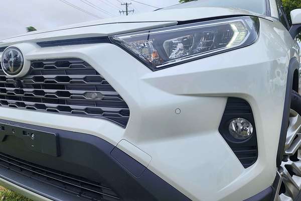 2019 Toyota RAV4 Cruiser MXAA52R