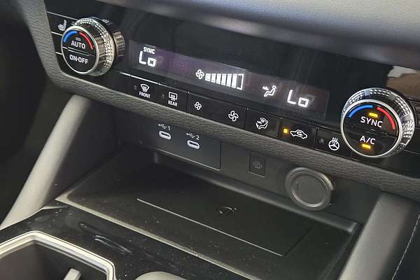 2025 Mitsubishi Outlander Aspire ZM