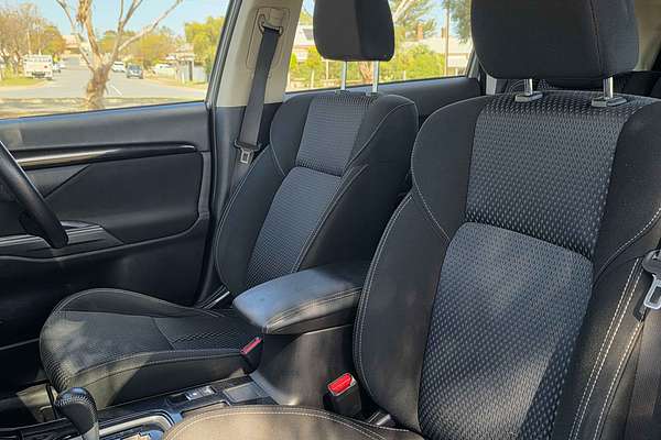 2018 Mitsubishi Outlander ES ZL