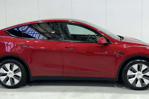 2022 Tesla Model Y Rear-Wheel Drive