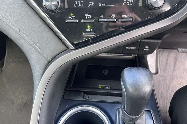 2018 Toyota Camry SX GSV70R