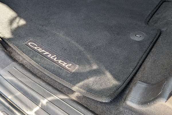 2022 Kia Carnival Platinum KA4