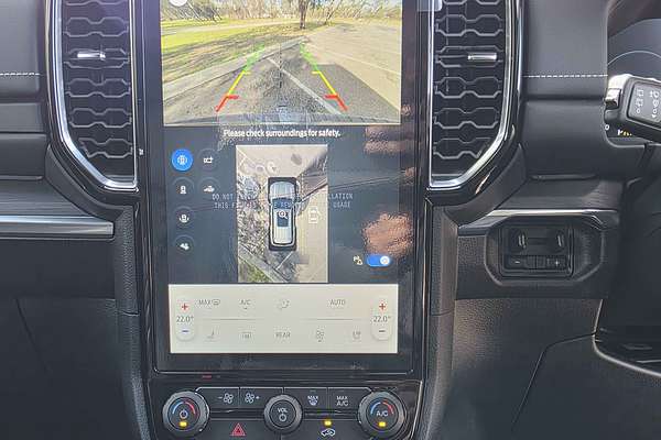 2025 Ford Everest Platinum 3.0L
