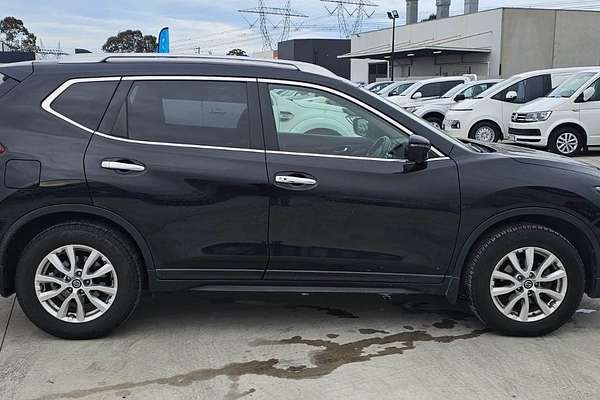 2018 Nissan X-TRAIL ST-L T32 Series II