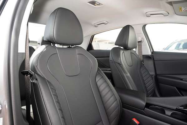 2025 Hyundai i30 Elite Hybrid CN7.V2