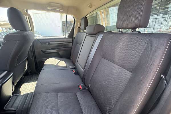 2024 Toyota Hilux SR GUN126R 4X4