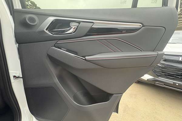 2025 Isuzu MU-X X-TERRAIN