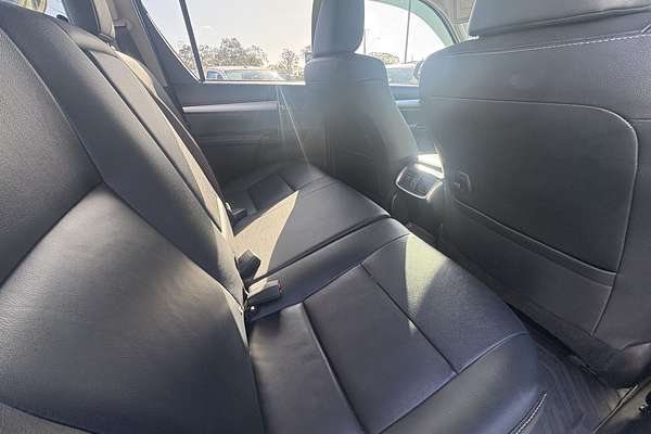 2017 Toyota Hilux SR5 GUN126R 4X4