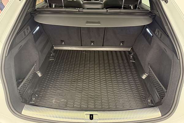 2023 Audi Q5 45 TFSI S line FY