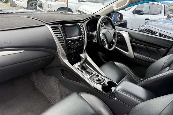 2016 Mitsubishi Pajero Sport GLS QE