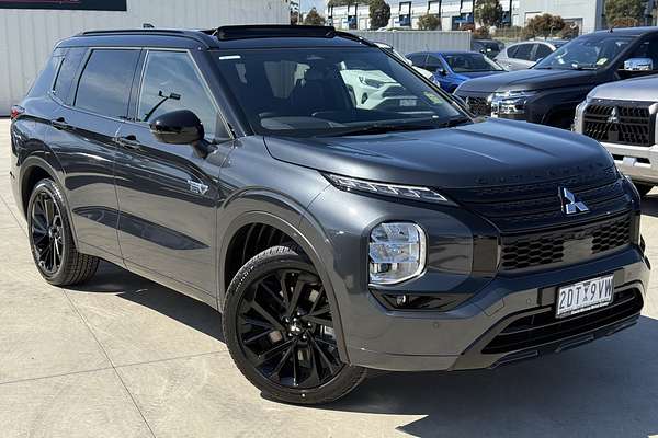 2025 Mitsubishi Outlander PHEV GSR ZM