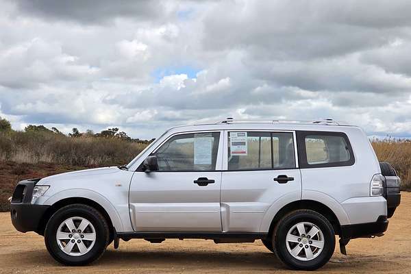 2008 Mitsubishi Pajero GLX NS