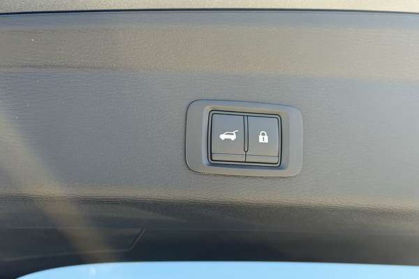 2025 Mitsubishi Outlander PHEV GSR ZM