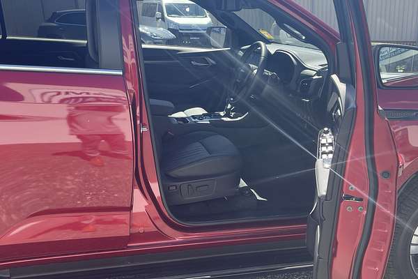 2025 Isuzu MU-X LS-T