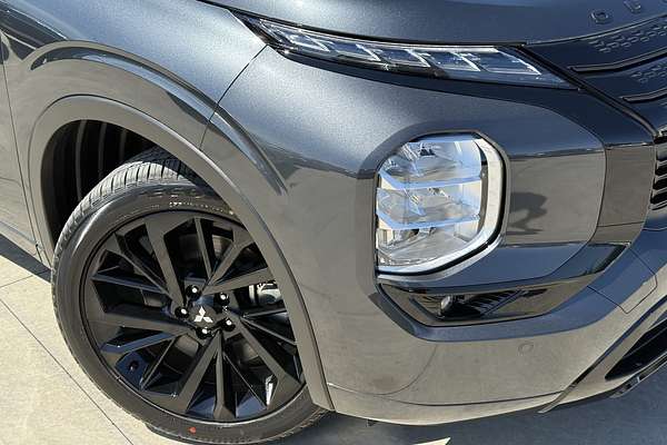 2025 Mitsubishi Outlander PHEV GSR ZM