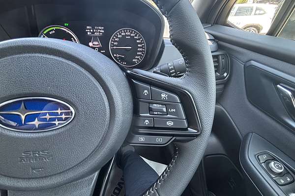 2025 Subaru Forester Hybrid S6