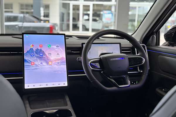 2025 Jaecoo J7 SHS Summit