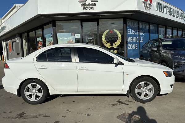 2013 Mitsubishi Lancer ES CJ