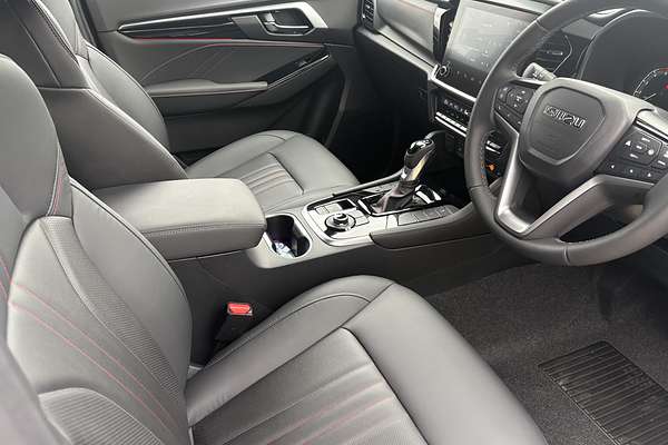 2025 Isuzu MU-X X-TERRAIN