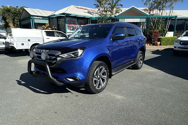 2022 Isuzu MU-X LS-T