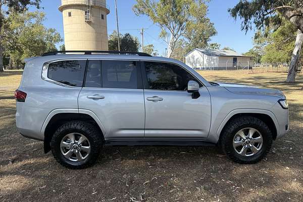2023 Toyota Landcruiser VX FJA300R