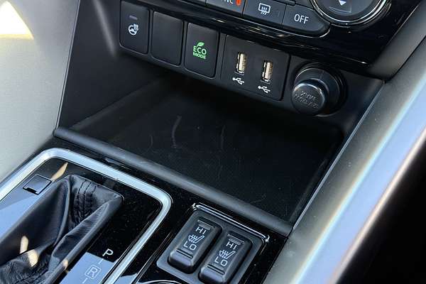 2025 Mitsubishi Eclipse Cross Exceed YB