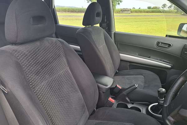 2013 Nissan X-TRAIL ST T31