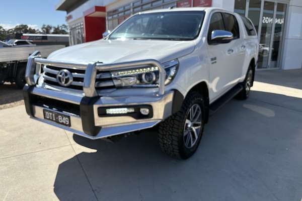 2017 Toyota Hilux SR5 (4x4) GUN126R MY17 4X4