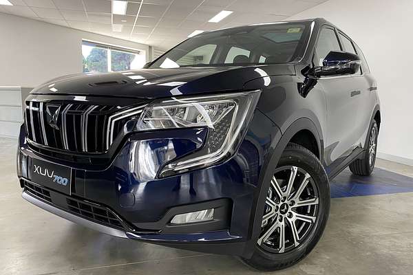 2025 Mahindra XUV700 AX7L