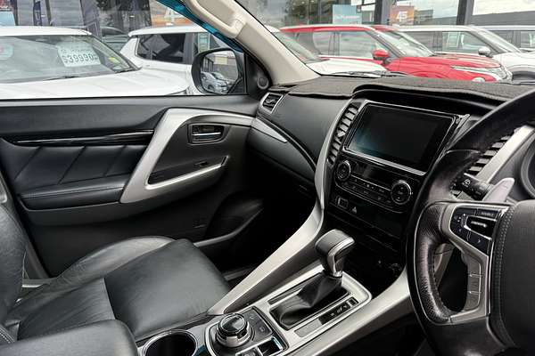 2016 Mitsubishi Pajero Sport GLS QE