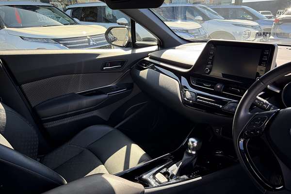 2022 Toyota C-HR Koba NGX50R