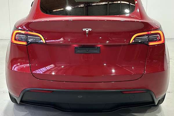 2022 Tesla Model Y Rear-Wheel Drive