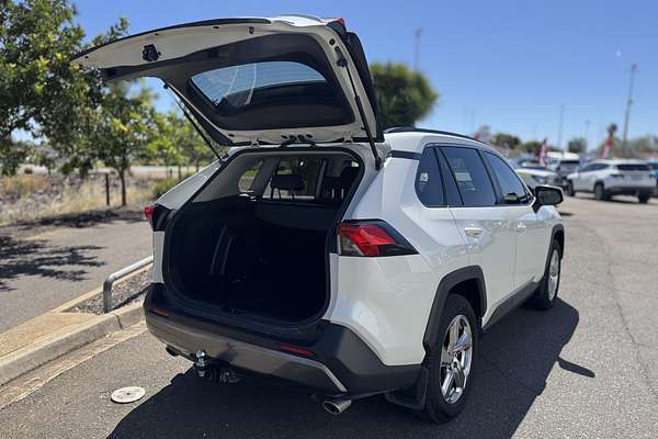 2020 Toyota RAV4 GXL AXAH54R