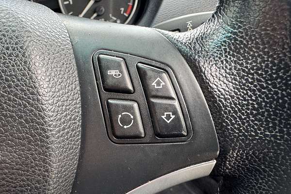 2012 BMW 1 Series 120i E88 LCI