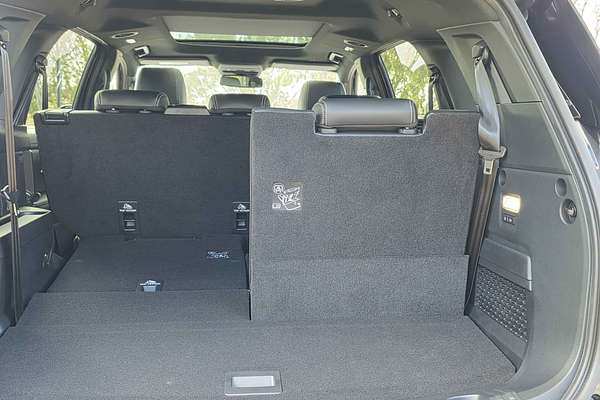 2025 Ford Everest Platinum 3.0L