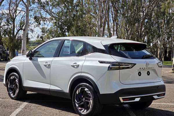2025 Nissan QASHQAI ST-L J12