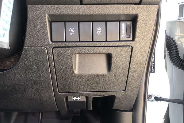 2025 Isuzu D-MAX SX 4X4