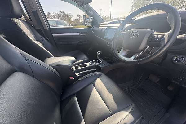 2017 Toyota Hilux SR5 GUN126R 4X4