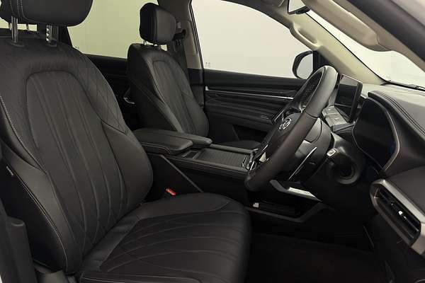 2025 LDV D90 Executive SV9A