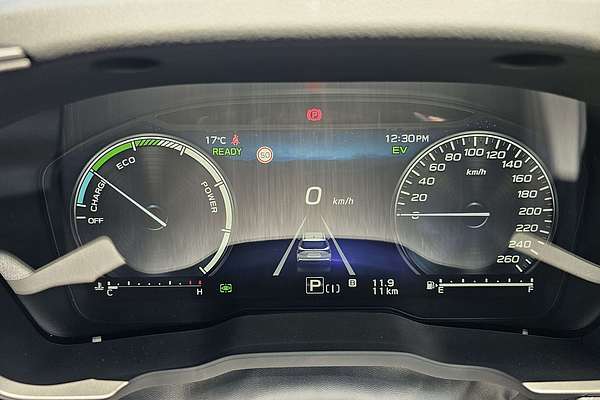 2025 Subaru Forester Hybrid Touring S6